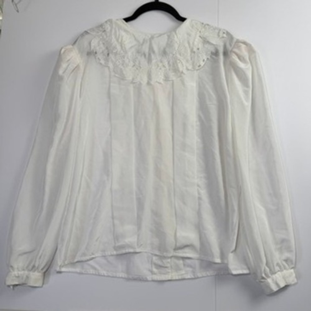 Vintage La Blouse White Eyelet Lace Collar Button Back Blouse Victorian Style 18